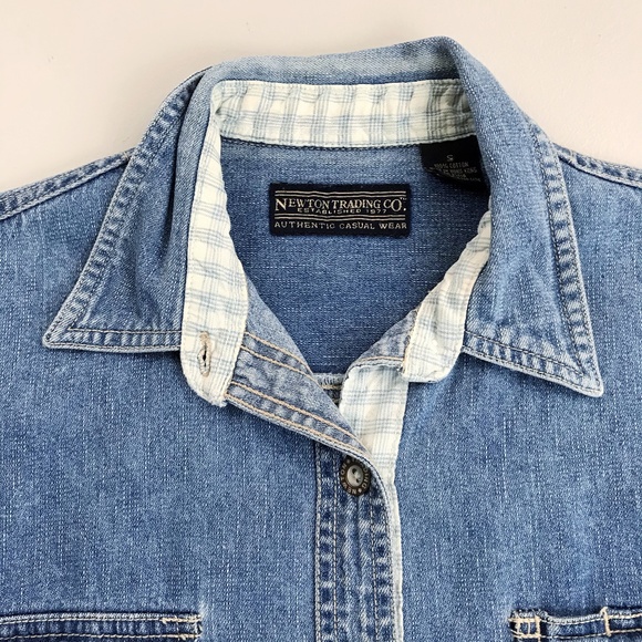 NEWTON TRADING CO. Distressed Denim Shirt Small Button Front Flannel Trim Worn - Picture 4 of 11
